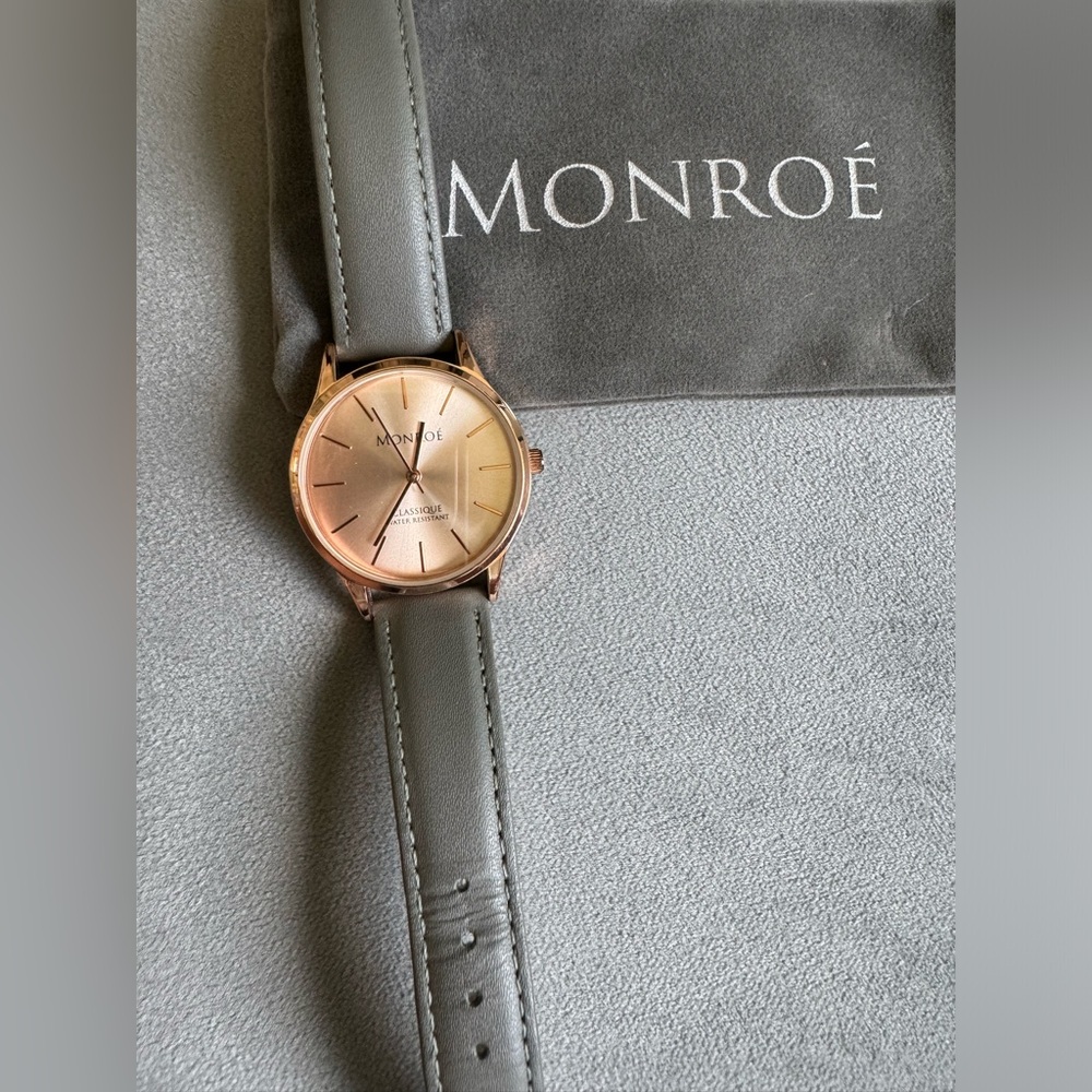 Rose gold Like New Watch💫